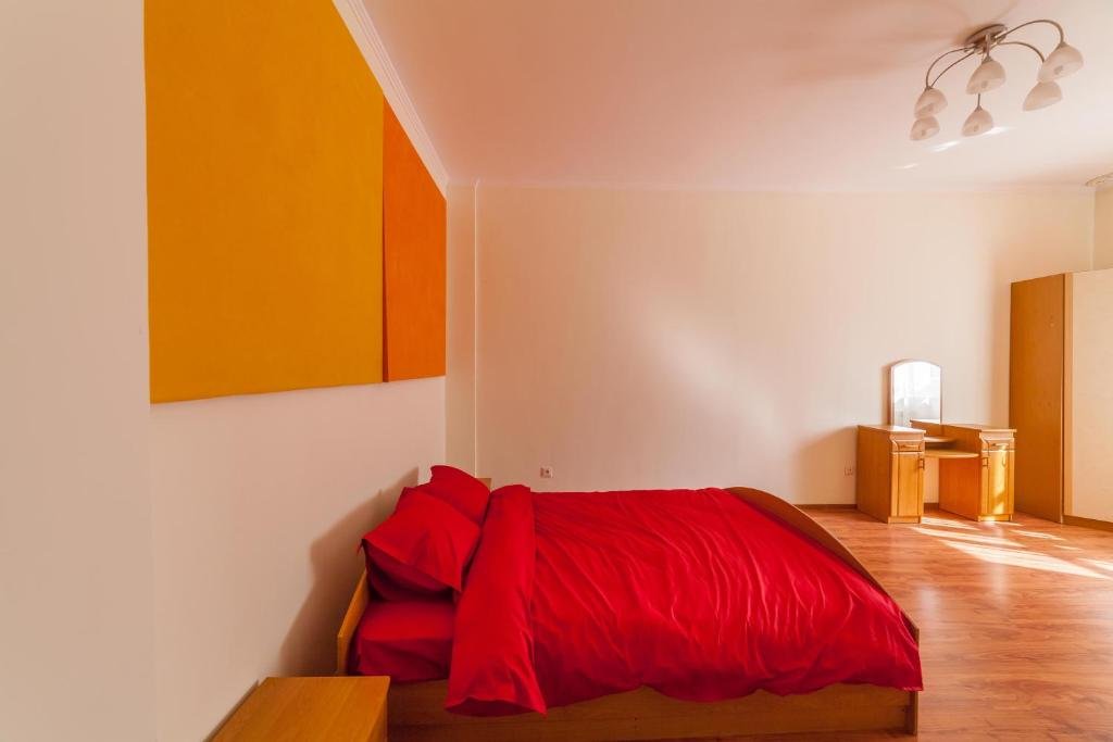 Астана: Apartment on Turkistan 8