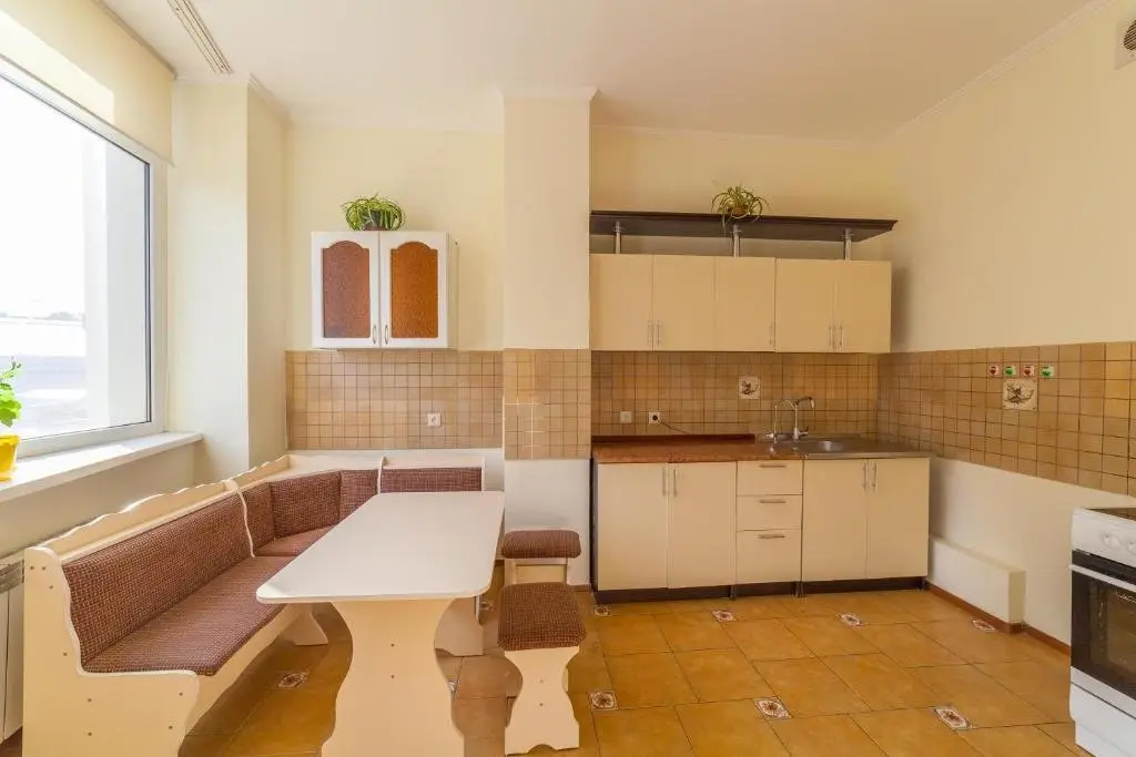 Астана: Apartment on Turkistan 8