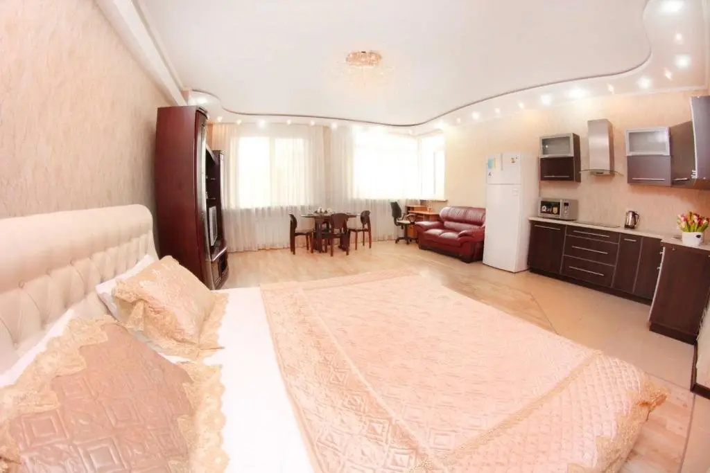 Алматы: Apartment Dostyk 162