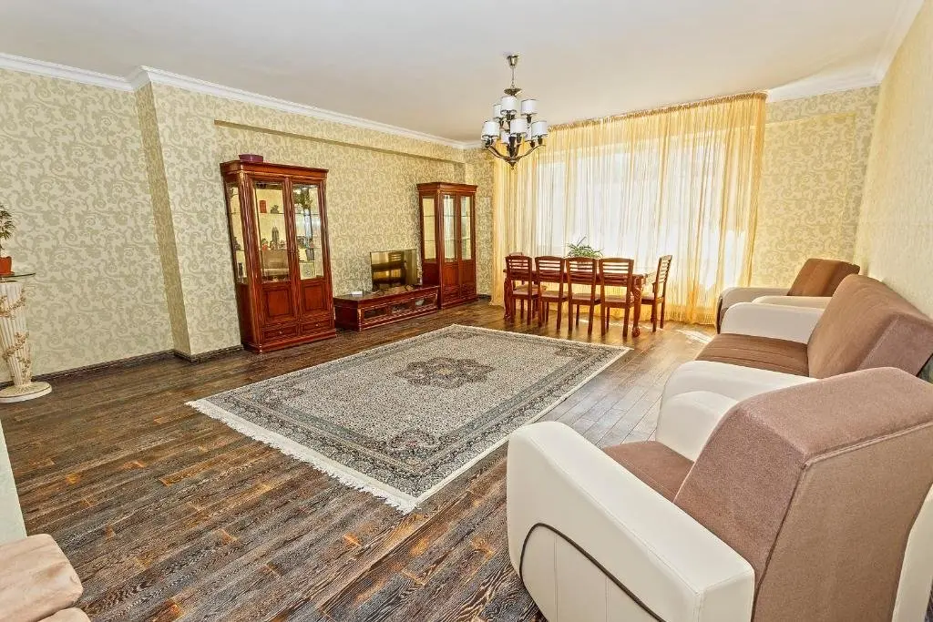 Астана: Apartments Nursaya On Dostyq 13/2
