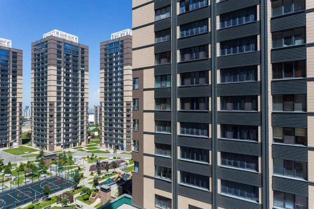 Алматы: Apartments On Al Farabi 21