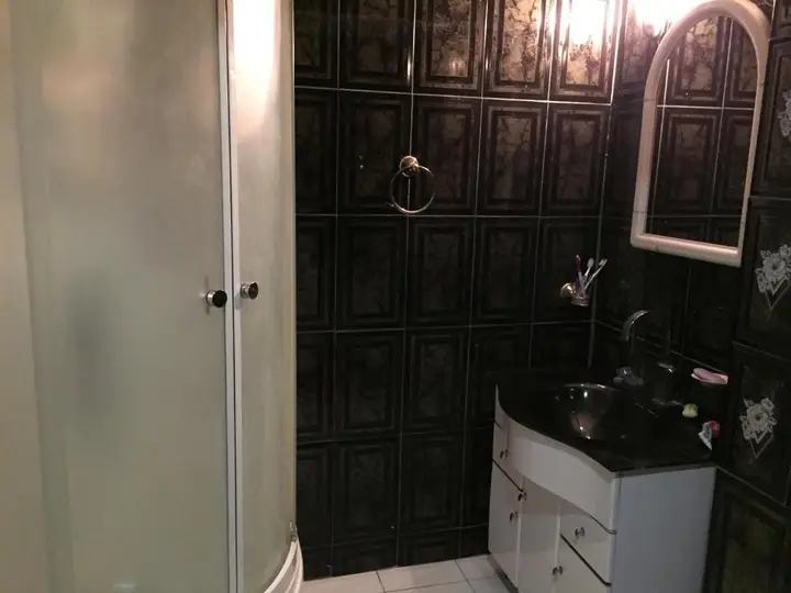 Алматы: Apartment on Shashkina 38