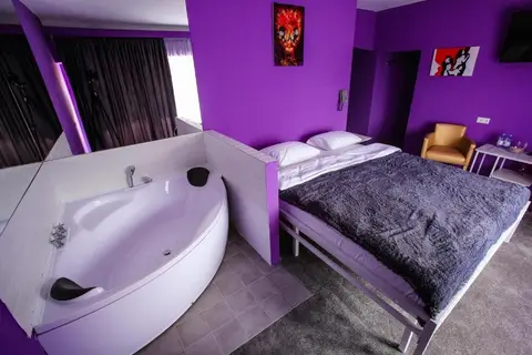 4 Rooms — фото 1