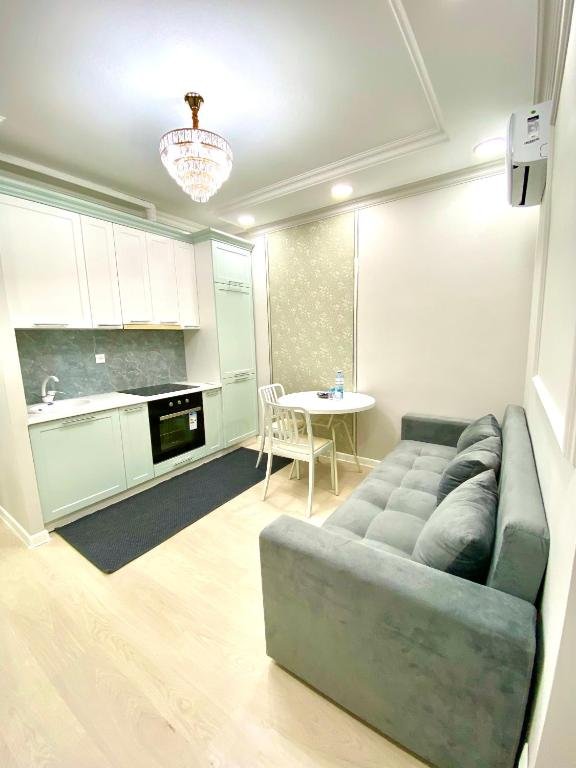 Алматы: Comfortable apartment on Tole bi 285/8