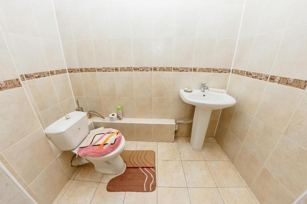 Астана: 3 Bedroom Apartments On Sarayshik