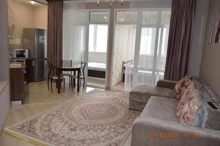 Алматы: Apartments on Zharokov 137