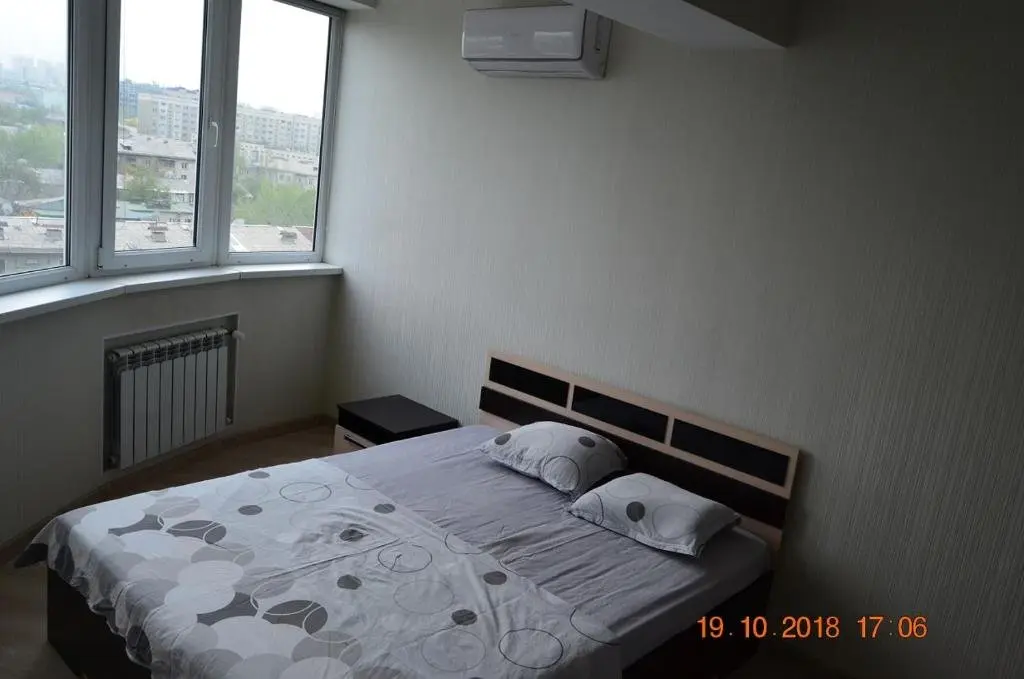 Алматы: Apartments on Zharokov 137