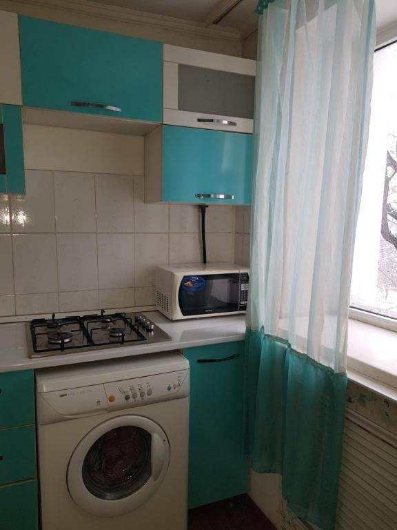 Алматы: Apartment on Gogolya 100