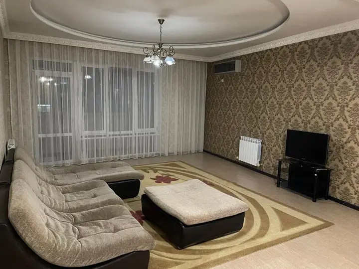 Алматы: 2 room apartment at city center
