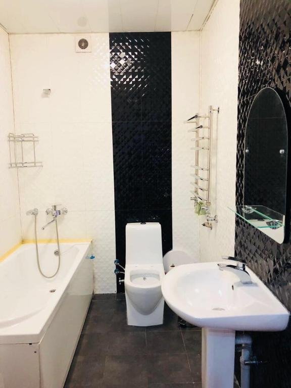 Алматы: Apartment on Mkr Mamyr 7