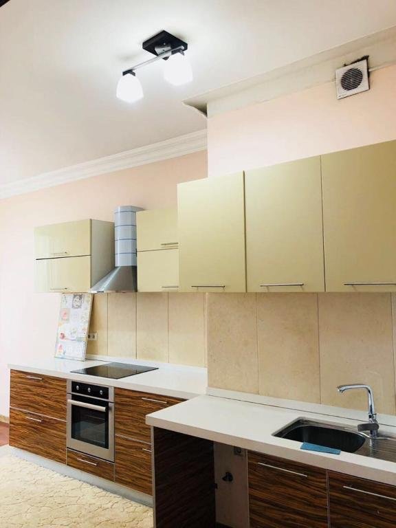 Алматы: Apartment on Mkr Mamyr 7