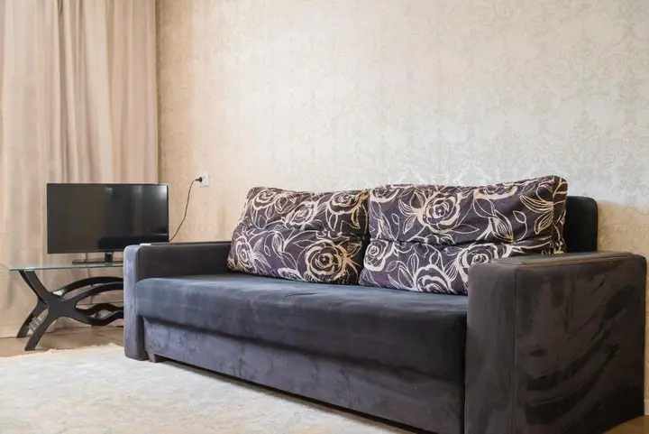 Алматы: cozy apartment for 4 people in the very center