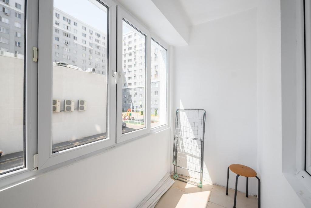 Алматы: cozy apartment for 4 people in the very center