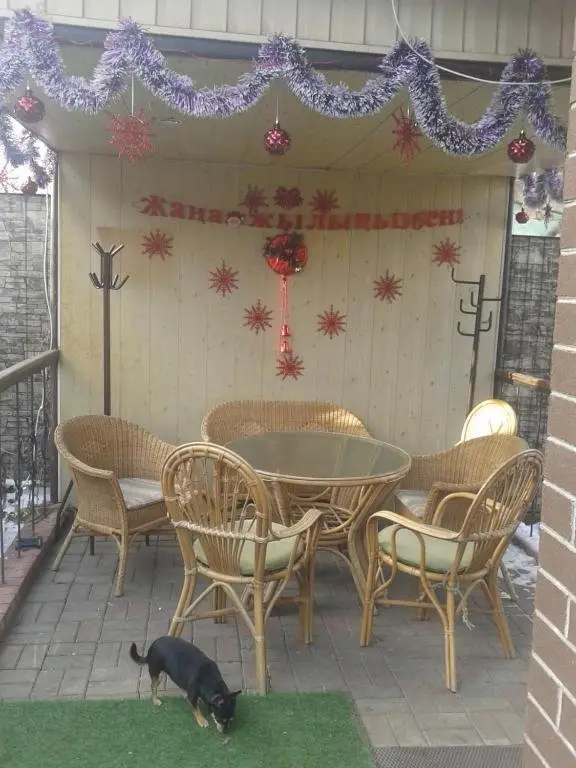 Алматы: Vacation Home on Kyrgyzskaya 14