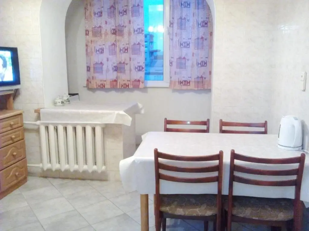 Алматы: Apartment on Seyfullina 534