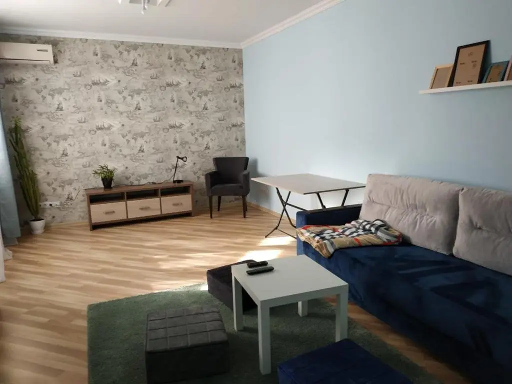 Алматы: Apartment on Kargaly Kenesary 54/3