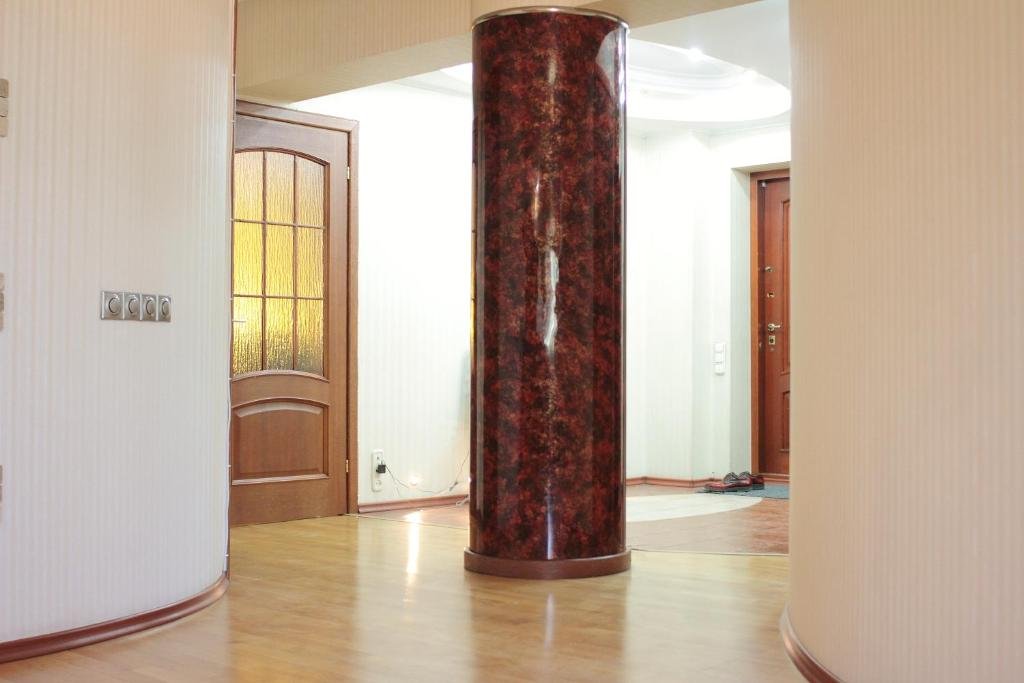 Алматы: Apartment At Nurmakova 81