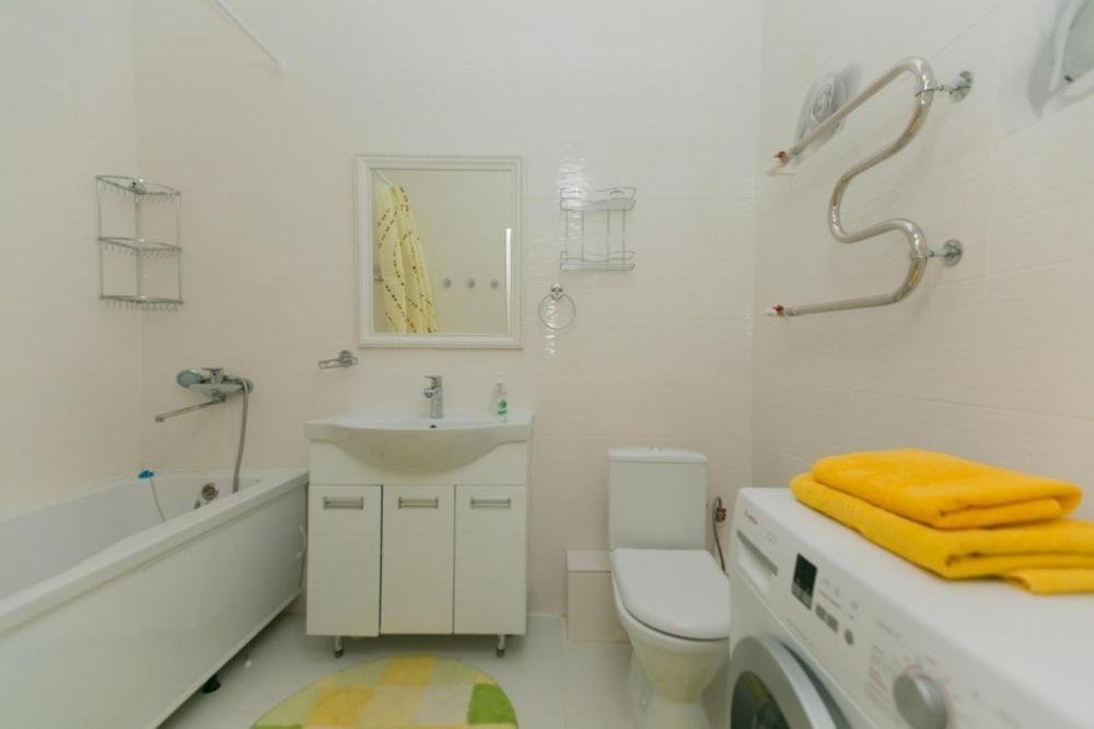 Астана: Apartment on Avenue Qubanbay Batyr 58B