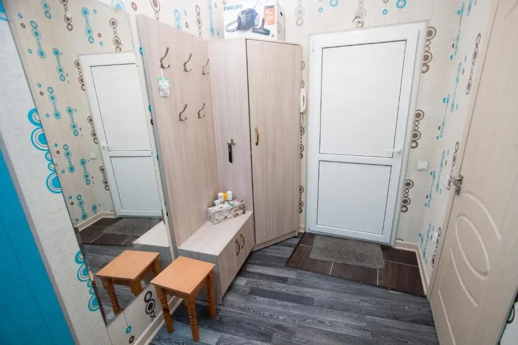 Алматы: Apartment On Navoi 208\56