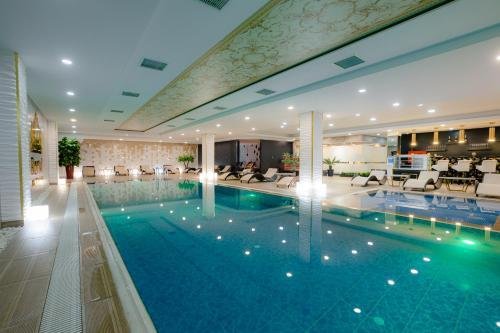 Атырау: Aparthotel 5 Stars Atyrau