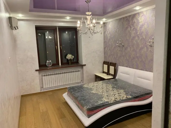 Алматы: Apartment on Navoi 74