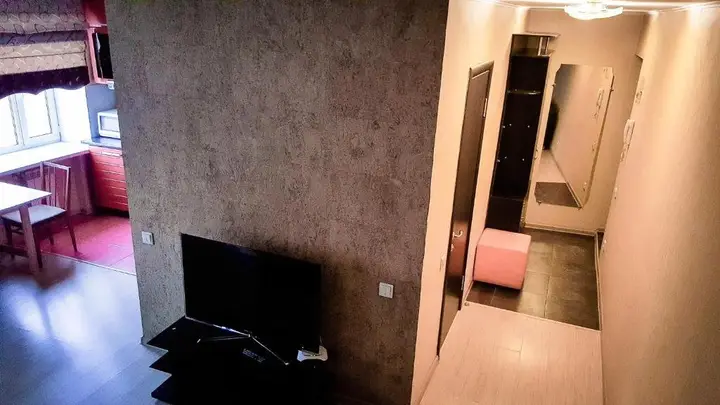 Караганда: ulitsa Ermekova, 37 Apartment