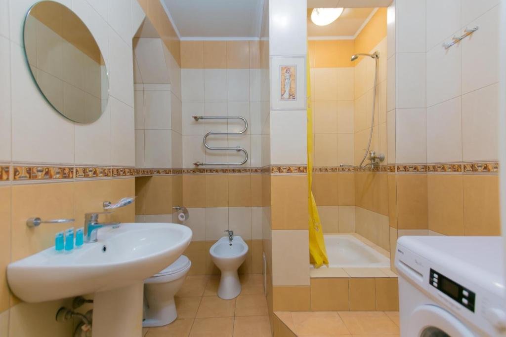 Астана: Two bedroom apartment on Turkistan st 2