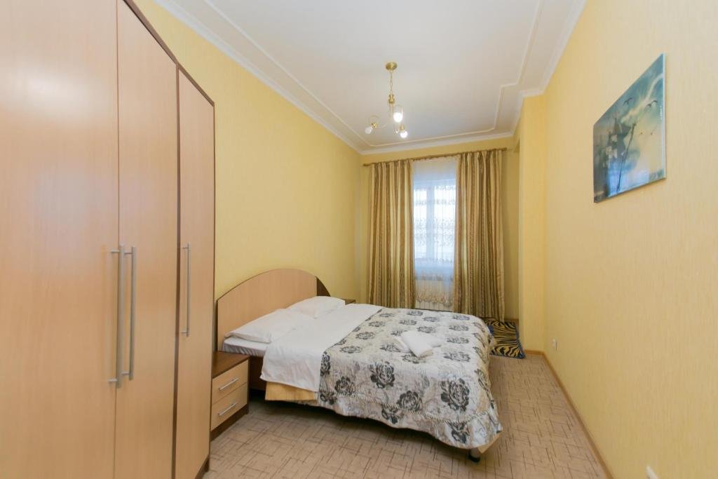 Астана: Two bedroom apartment on Turkistan st 2