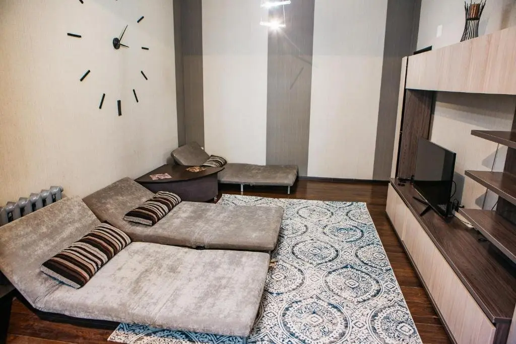 Алматы: Apartment on Torekulova 66