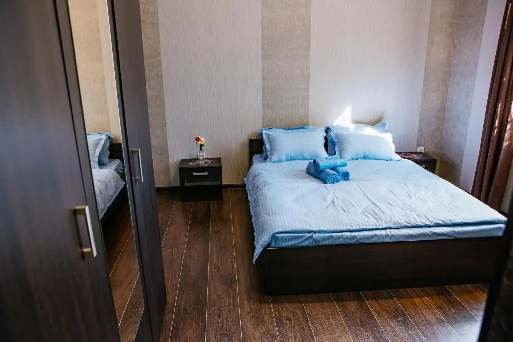 Алматы: Apartment on Torekulova 66