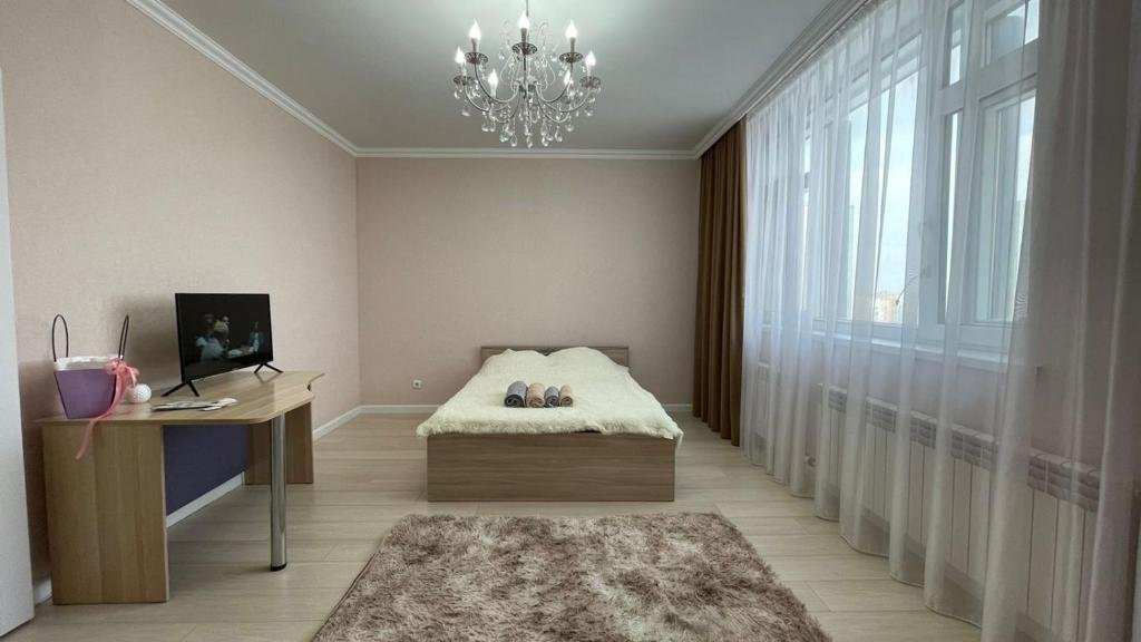 Астана: Comfortable apartment on Bokeyhana street 32