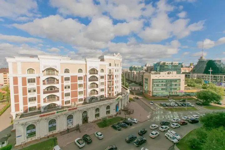 Астана: Apartment on Sarayshyq st 9