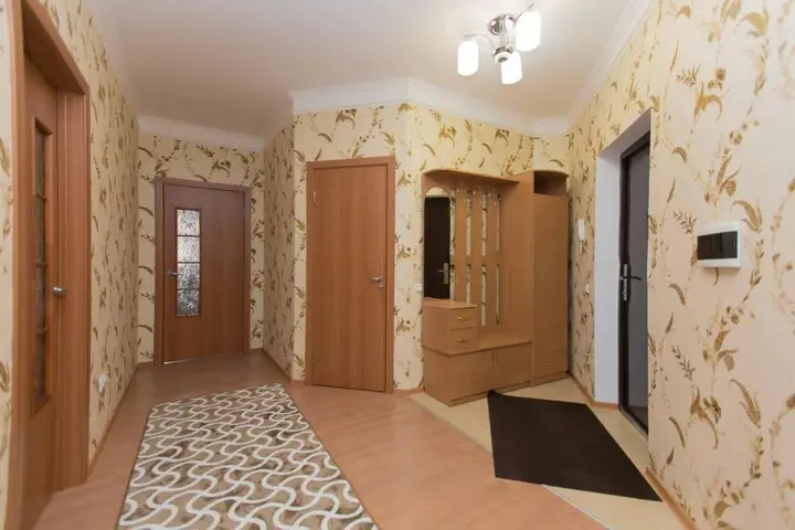 Астана: Apartment on Sarayshyq st 9