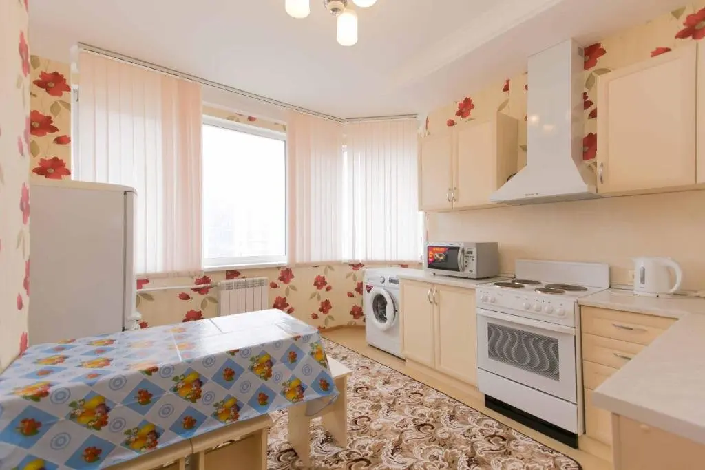 Астана: Apartment on Sarayshyq st 9