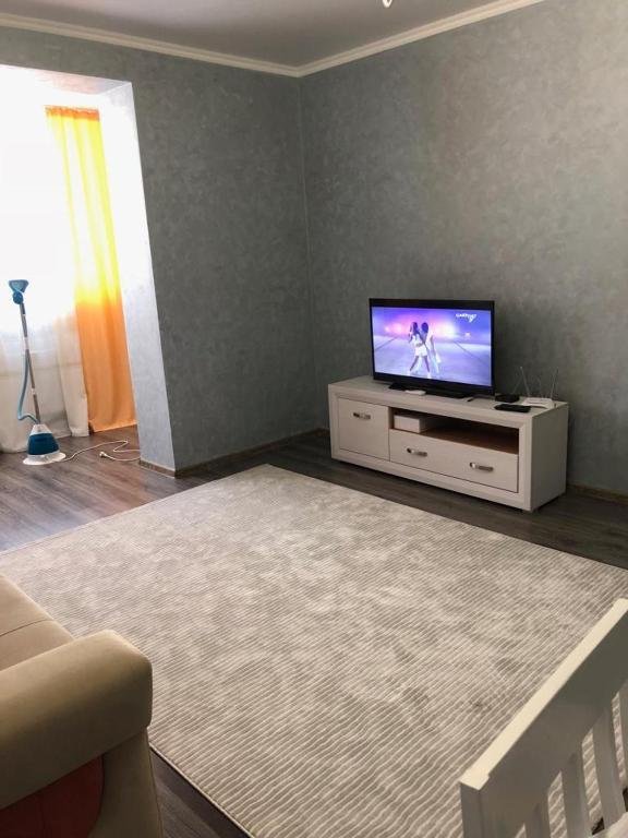 Алматы: Apartment on Brusilovskogo 167