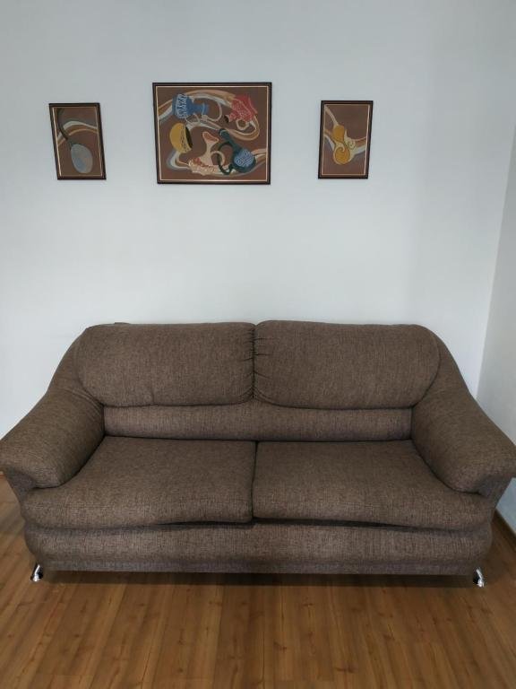 Алматы: Apartment on Solodovnikov 21e