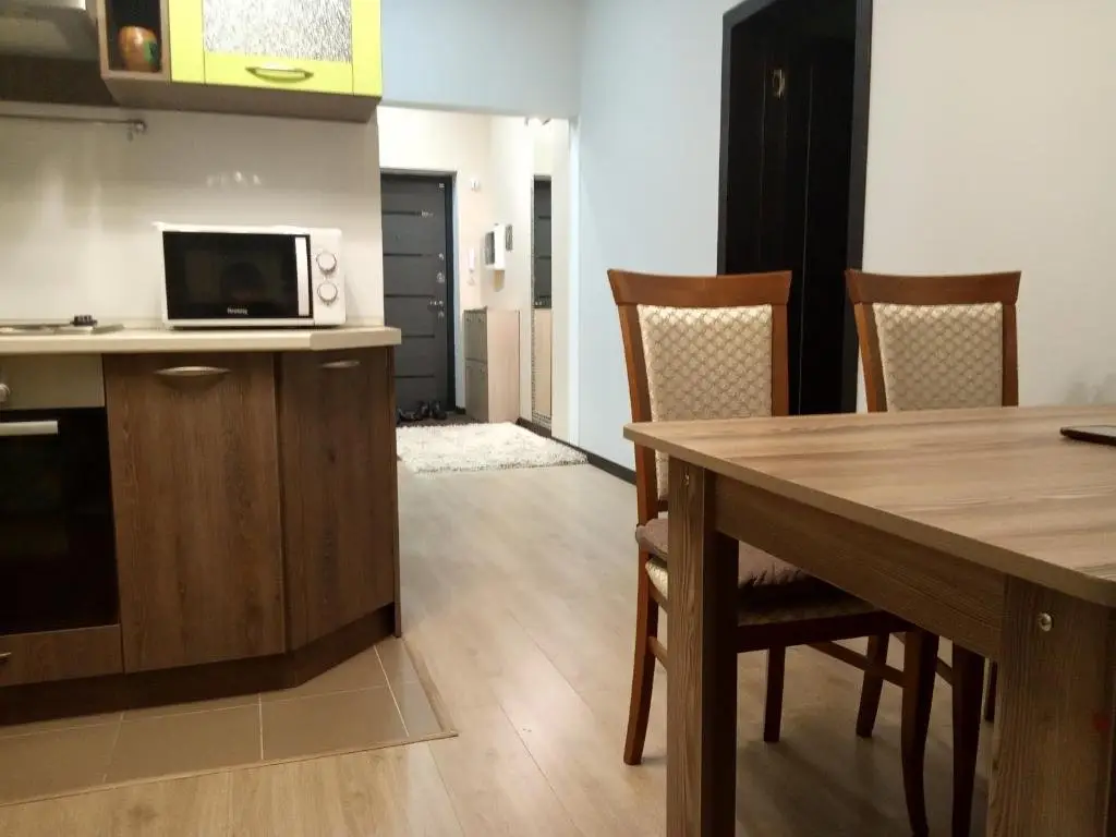 Алматы: Apartment on Gagarina 133 b