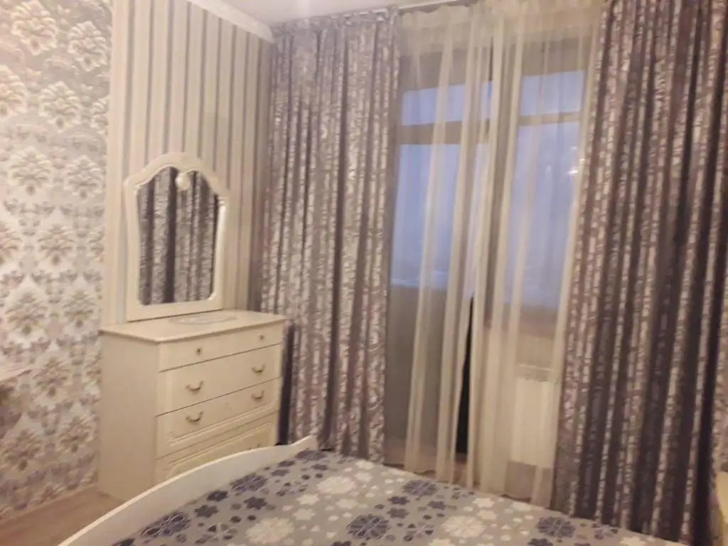 Алматы: Apartment on Shevchenko 99