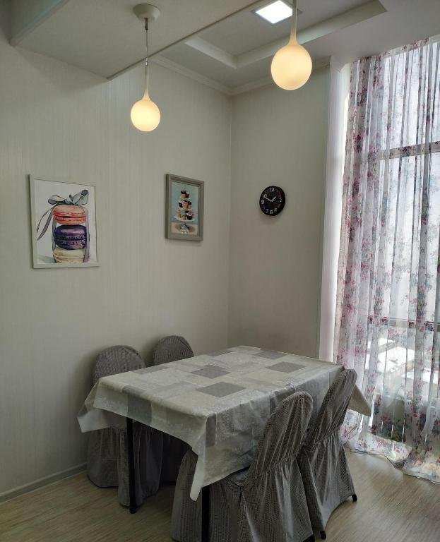 Алматы: Apartment on Kaiberkova 35a