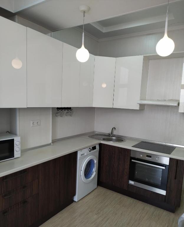 Алматы: Apartment on Kaiberkova 35a
