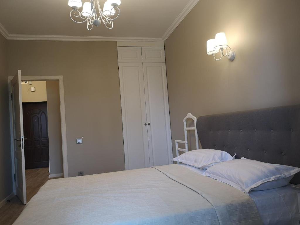 Алматы: Apartment Shakhristan 1