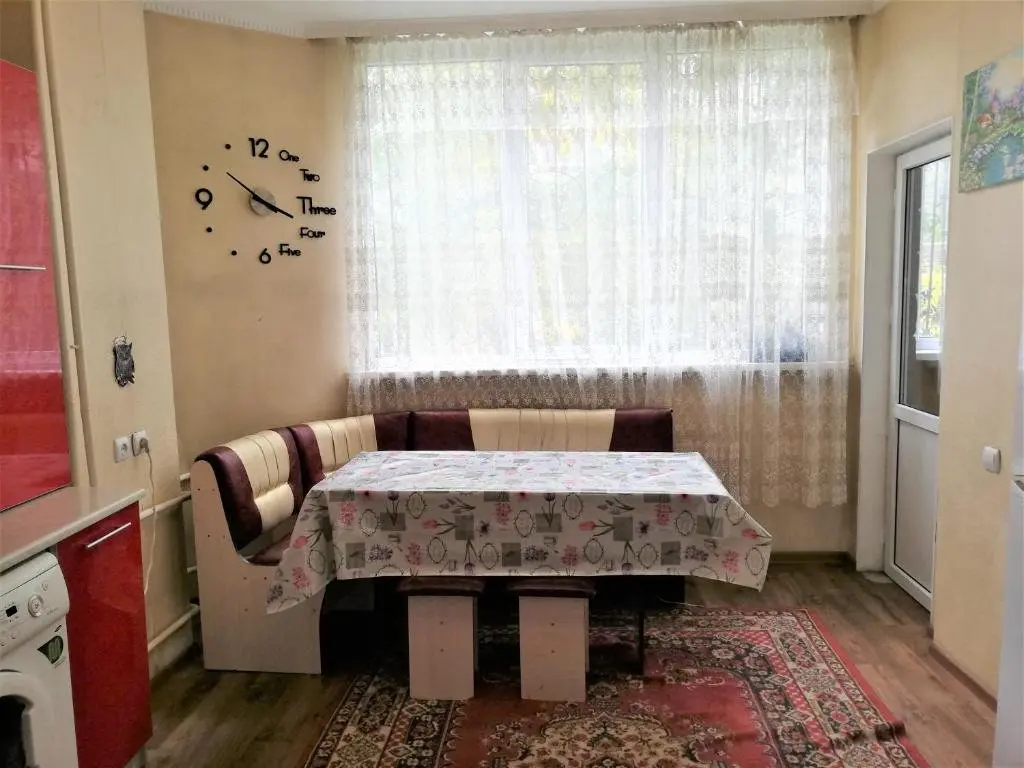 Алматы: Apartment in Zhetysu 4