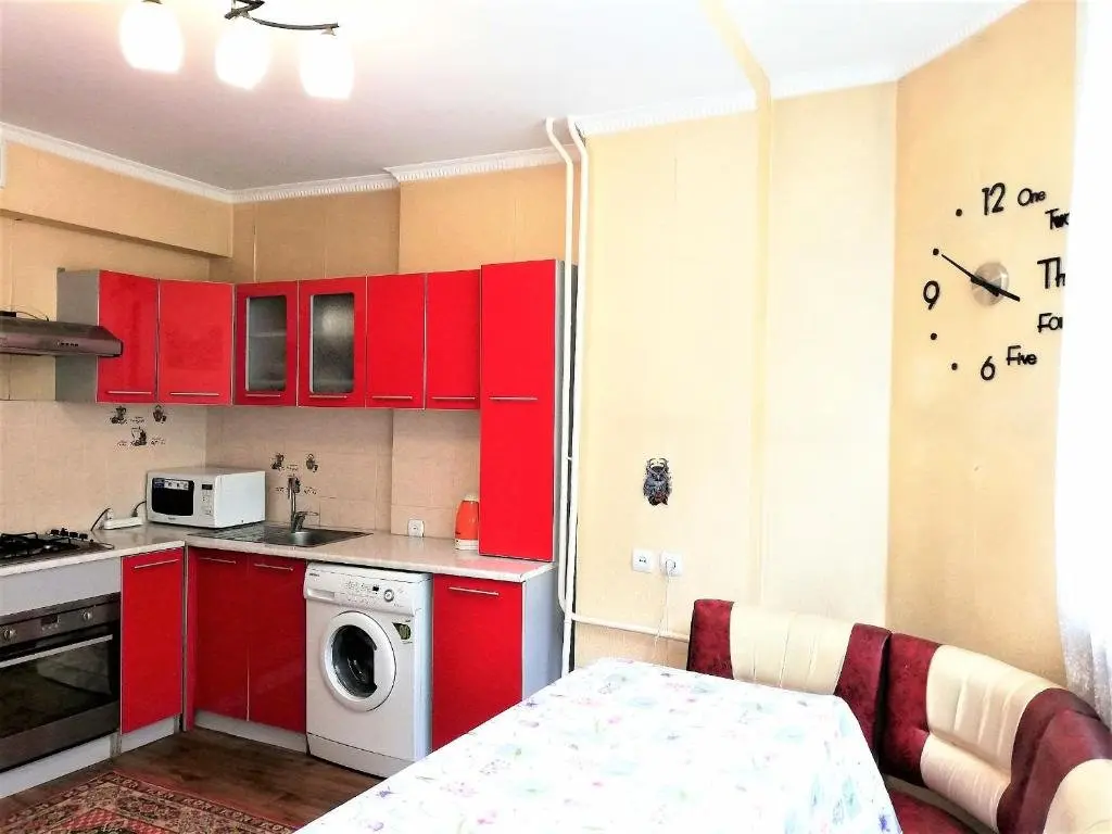 Алматы: Apartment in Zhetysu 4