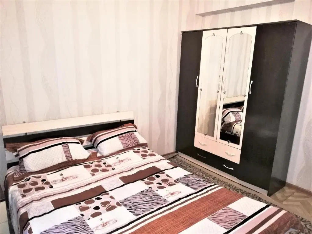 Алматы: Apartment in Zhetysu 4