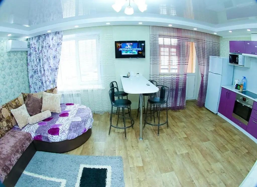 Усть-Каменогорск: Apartlux on Republic Square