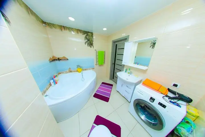 Усть-Каменогорск: Apartlux on Republic Square
