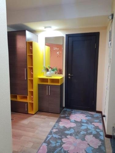Усть-Каменогорск: Apartment on Prospekt Kuanysha Satpaeva 36 1