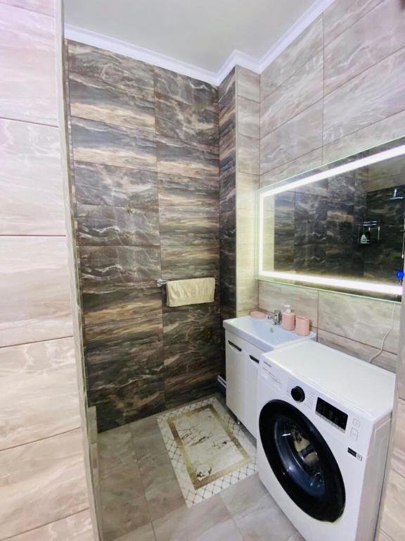 Атырау: luxury apartment in the city center in the residential complex arman