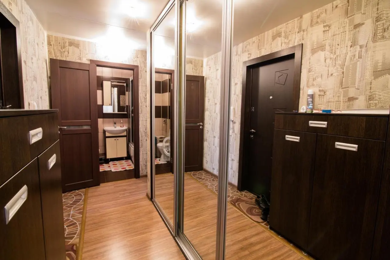 Новокузнецк: Апартаменты Кирова, 103