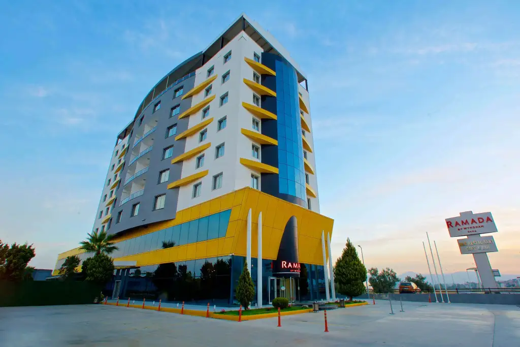 Ramada by Wyndham Soma — фото 1